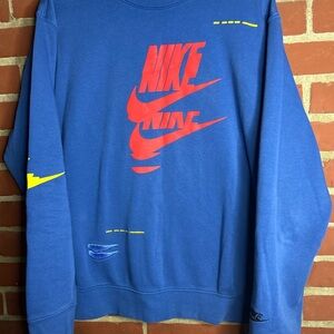 Nike Men's Blue Sweater